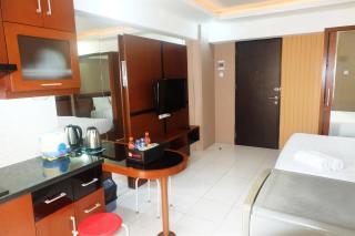 Kebagusan City Apartment Simple And Affordable Studio By Travelio - Jacarta - 5