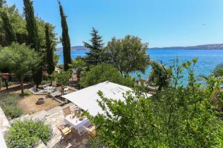 Secret Garden Barada Beach Apartment - Trogir - 0
