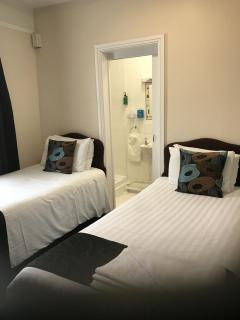 The Black Swan Inn - Leominster - 2