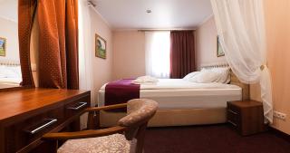 Готельна Ресторація "Україночка" - 2