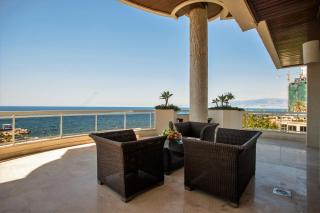 Lahoya Suites - 3