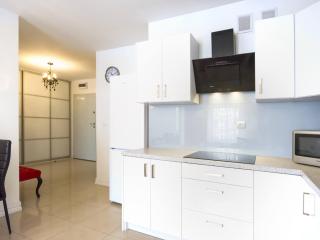 VacationClub - Bohaterów Września Apartment 17 - 3