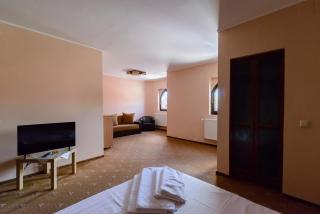LaCetate Boutique Hotel - 7