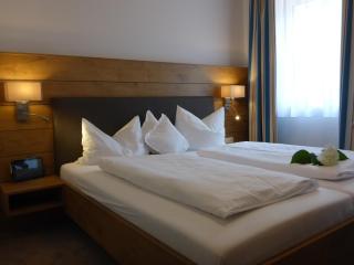 Hotel-Pension Scharl am Maibaum - Eitting - 7