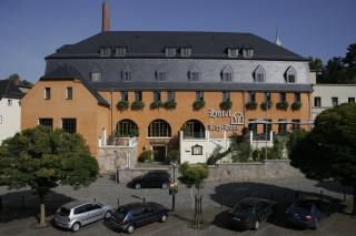 Hotel Lay-Haus - Limbach-Oberfrohna - 0
