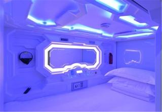 Zhuhai Dreamers Capsule Hotel - Zhuhai - 0