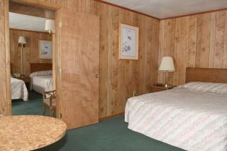 Barberry Court Motel &Cabins - Lake George - 7