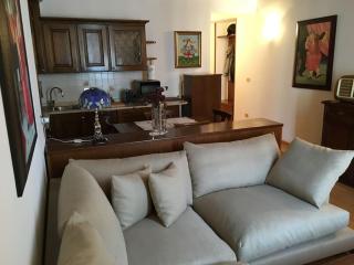 SUITE (bedroom & living room) - Milan - 4