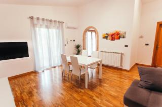 Domus Leonardo-Private Free Parking - Fiumicino - 8