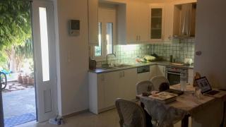 Family Apartment Ammoudi with shared mini-pool - 4