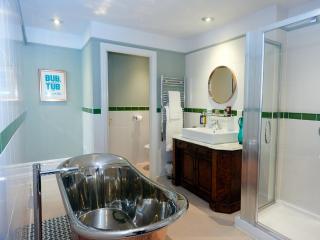 Embankment Hotel - 4