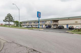 Motel 6 Kansas City, MO - Airport - Kansas City - 3