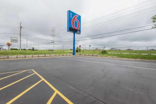Motel 6 Kansas City, MO - Airport - Kansas City - 1
