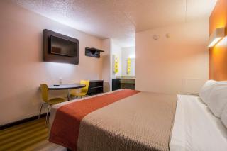 Motel 6-Ashland, OH - Ashland - 3