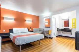 Motel 6 Riverside, CA - UCR East - Riverside - 7