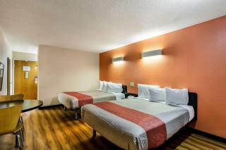 Motel 6-Libertyville, IL - Libertyville - 2