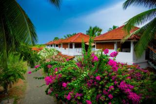 Nirmaa Shadow Inn - 9