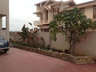 Holly Lodge Guest House - Shillong - 6