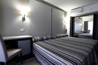 Summer Hotel - 4