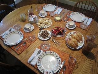 Grand Oak Manor Bed and Breakfast - Granville Ferry - 2