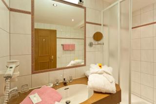 Hotel Montfort - Sankt Anton am Arlberg - 9