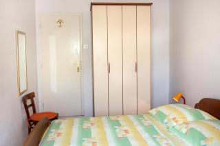 Apartment Zarace - Gdinj 2047b - 4