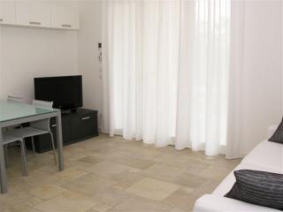 Residence Mediterranee Family Apartments - 2