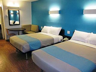 Motel 6-Overland Park, KS - Overland Park - 6