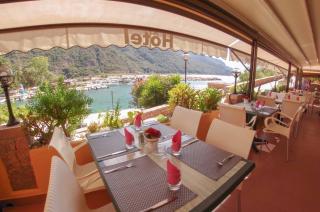 Hôtel Le Romantique - Porto Ota - 6