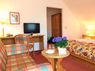 Landhaus Müritzgarten Hotel garni - Röbel - 3