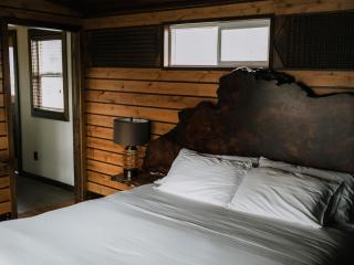 Pitchwood Inn - Raymond - 0