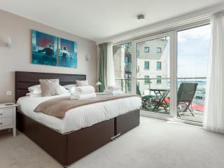 Panorama - 180-Degree Harbour Views - Poole - 2