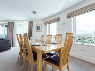 Panorama - 180-Degree Harbour Views - Poole - 5