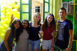 Yellow House Hostel Huizhou West Lake - Huizhou - 1