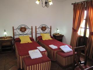 Hotel Cortijo Las Grullas - Benalup Casas Viejas - 5
