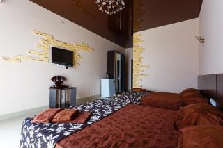 VIP Hotel - Kobleve - 3