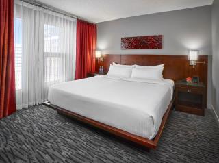 Matrix Hotel - Edmonton - 5