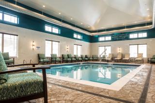 Best Western Plus Franciscan Square Inn & Suites Steubenville - Steubenville - 2