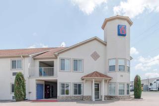 Motel 6-Hutchins, TX - 6
