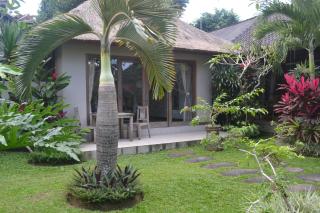 Suka's House Bed & Breakfast - Ubud - 2