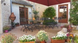 B&B Des Histoires d'Anges - Côté Jardin - Accueil Vélo - Tournus - 2