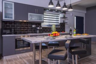 Spacious Maistrali Villa, private pool & garden - 6