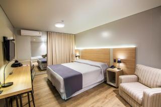 JR Hotel - 9