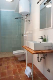 Indigo Inn Rooms - 5