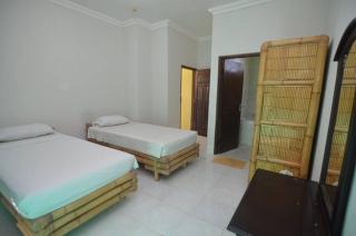 Puri Itoma Bungalows - Kuta Lombok - 9