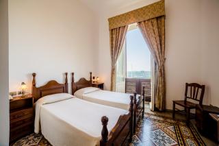Hotel AeR BJ Vittoria - 1