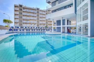 Hotel Ambassador - Caorle - 2