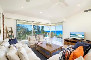 Penthouse Pool Paradise by the Beach - Sunshine Beach - 7