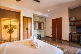 Villa Martine - Fantastic 5BR Villa - Perfect Location in Seminyak - Seminyak - 3