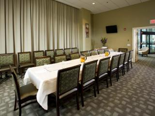 Best Western Plus Philadelphia Airport South - at Widener University - Chester - 1